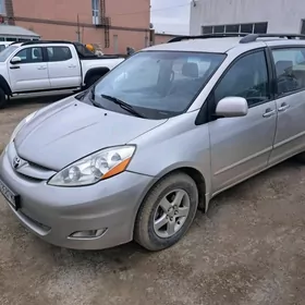 Toyota Sienna 2007