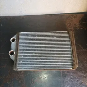 BABYÇKA  PEÇKA  RADÝATOR.