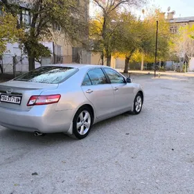 Toyota Camry 2011