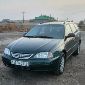 Toyota Avensis 2002