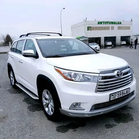 Toyota Highlander 2015