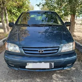Toyota Sienna 2001