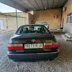 Toyota Corona 1995