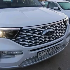 Ford Explorer 2022