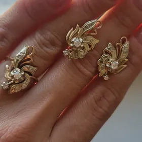 Gyzyl komplekt золотой комплек