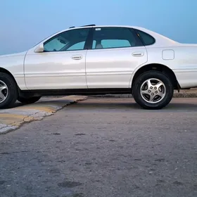 Toyota Avalon 1999