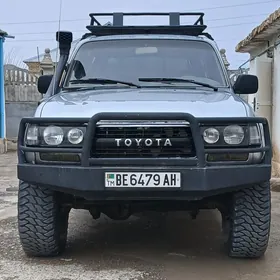 Toyota Land Cruiser 1990