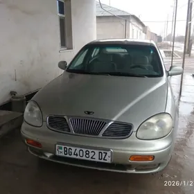 Daewoo Leganza 1998