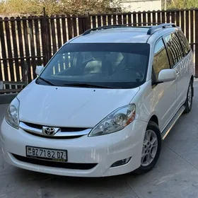 Toyota Sienna 2007