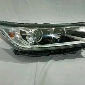 Фара Highlander 2017-2020