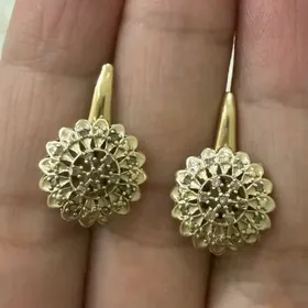 gyzyl gulakhalka BRILLIANT