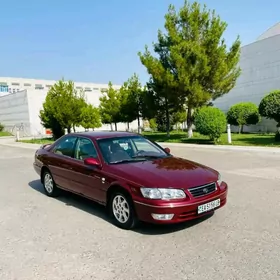 Toyota Camry 2000