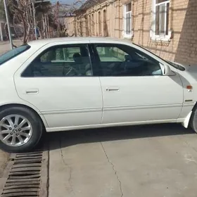 Toyota Camry 1997