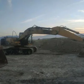 Caterpillar Excavator 2008