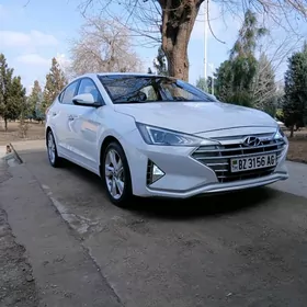 Hyundai Elantra 2019