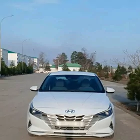 Hyundai Elantra 2021