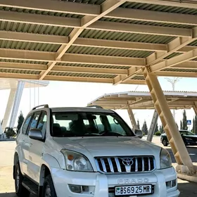 Toyota Land Cruiser Prado 2005
