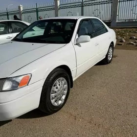 Toyota Camry 1999