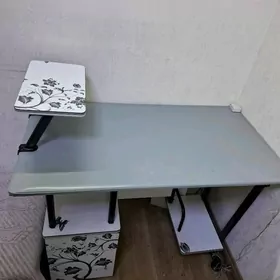 Стол для  маникюра