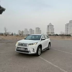 Toyota Highlander 2017