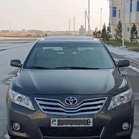 Toyota Camry 2011