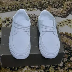 akja krosovka 41 razmer