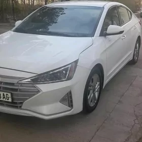 Hyundai Elantra 2020