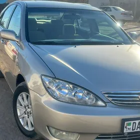 Toyota Camry 2004