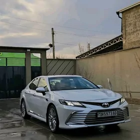 Toyota Camry 2022