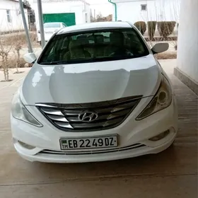 Hyundai Sonata 2012