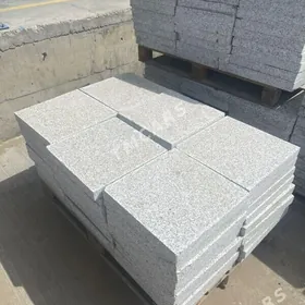 Garnit Гранит 40x40