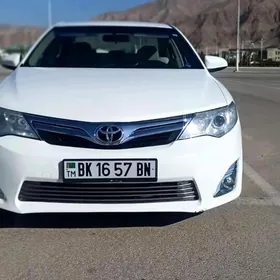 Toyota Camry 2013