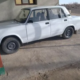 Lada 2107 1985