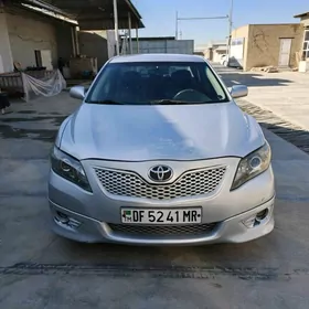 Toyota Camry 2010