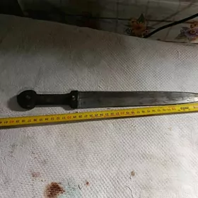 pycak gadymy elde yasalan нож