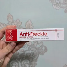 yüzdaki yakaly ayyryan krem