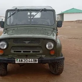 UAZ 469 1985