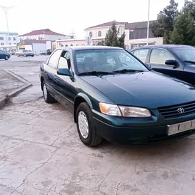 Toyota Camry 1997