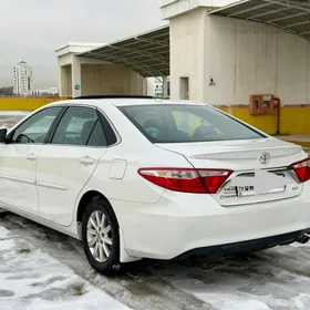 Toyota Camry 2016