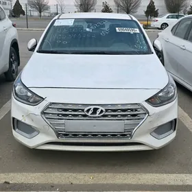 Hyundai Accent 2021