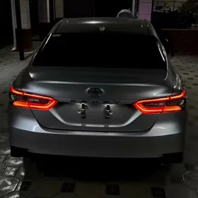 Toyota Camry 2020