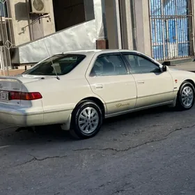 Toyota Camry 1997