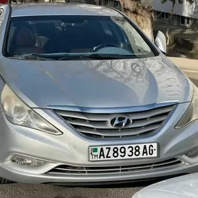 Hyundai Sonata 2011