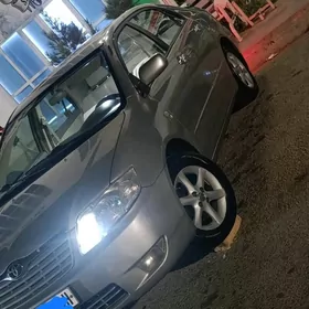 Toyota Corolla 2005