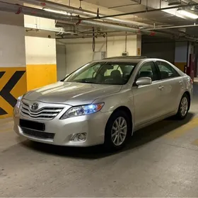 Toyota Camry 2011