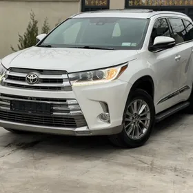 Toyota Highlander 2017