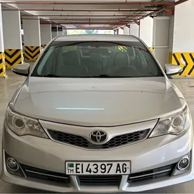 Toyota Camry 2013