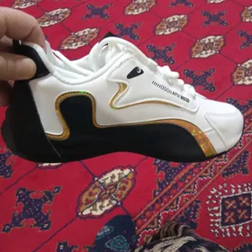 крассовки мужские