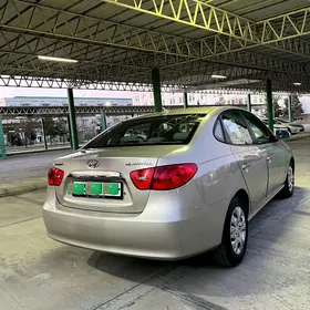 Hyundai Elantra 2010