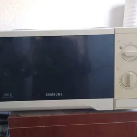 Микроволновая печь